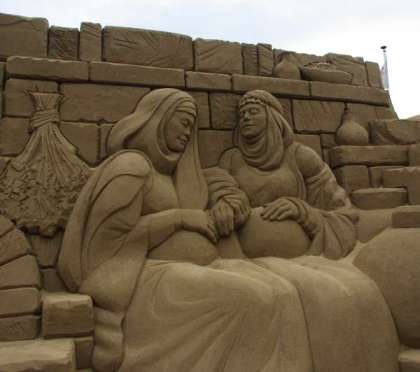 sandkrippe-maria-und-cousine-elisabeth